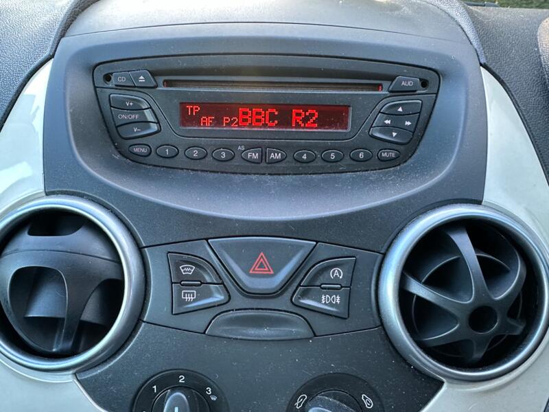 FORD KA