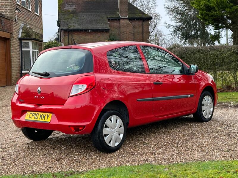 RENAULT CLIO