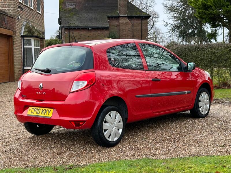 RENAULT CLIO