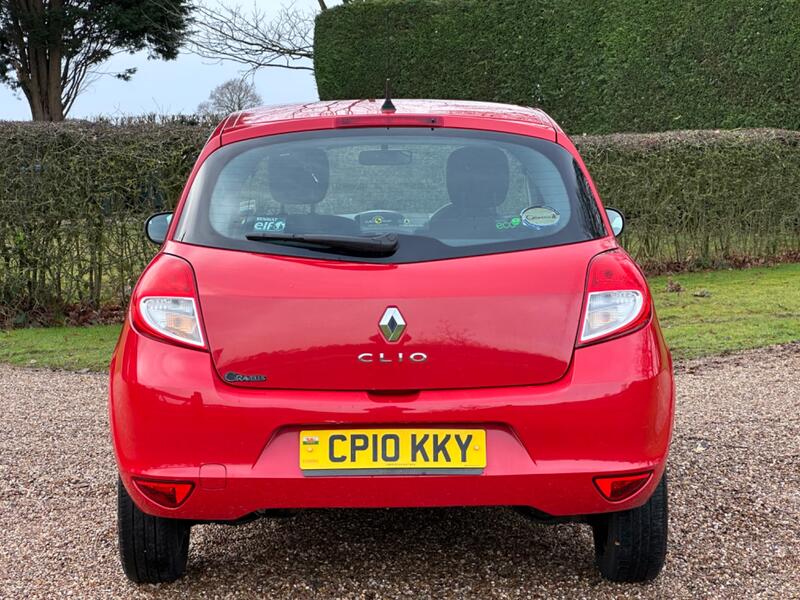 RENAULT CLIO