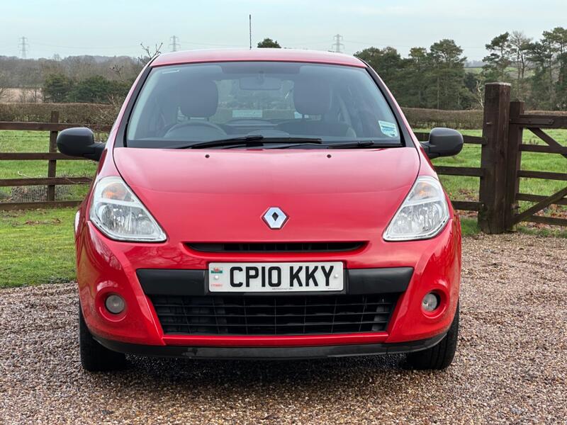 RENAULT CLIO