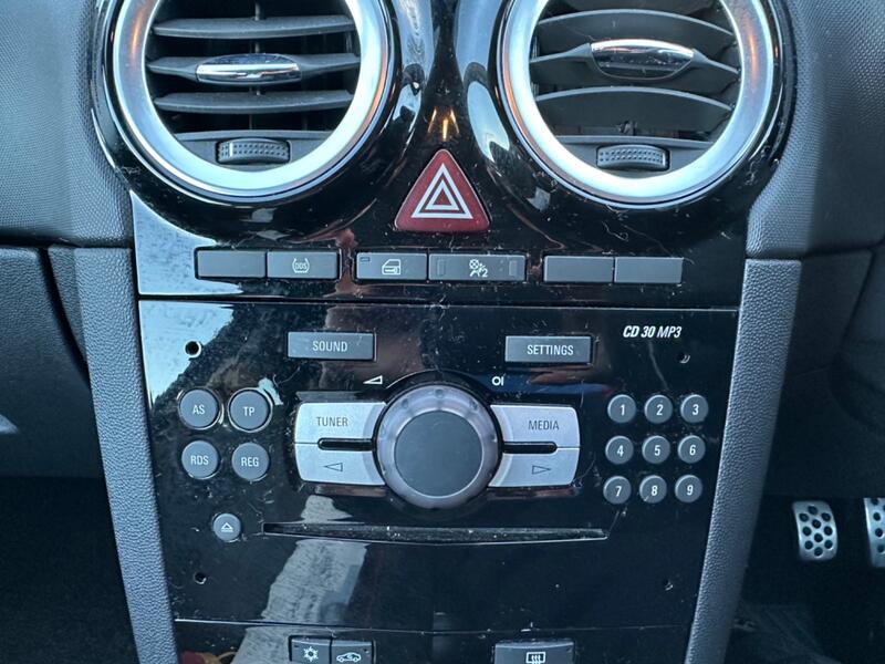 VAUXHALL CORSA