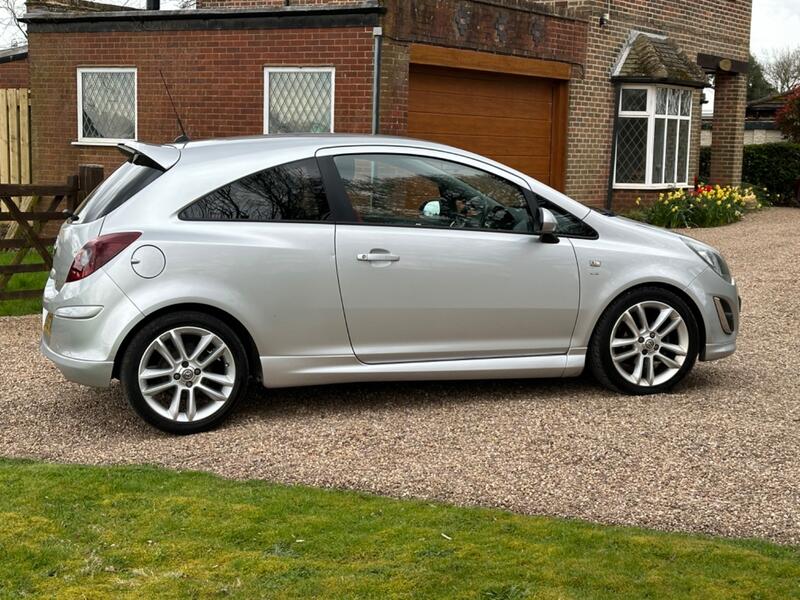 VAUXHALL CORSA