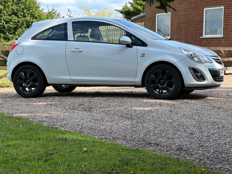 VAUXHALL CORSA