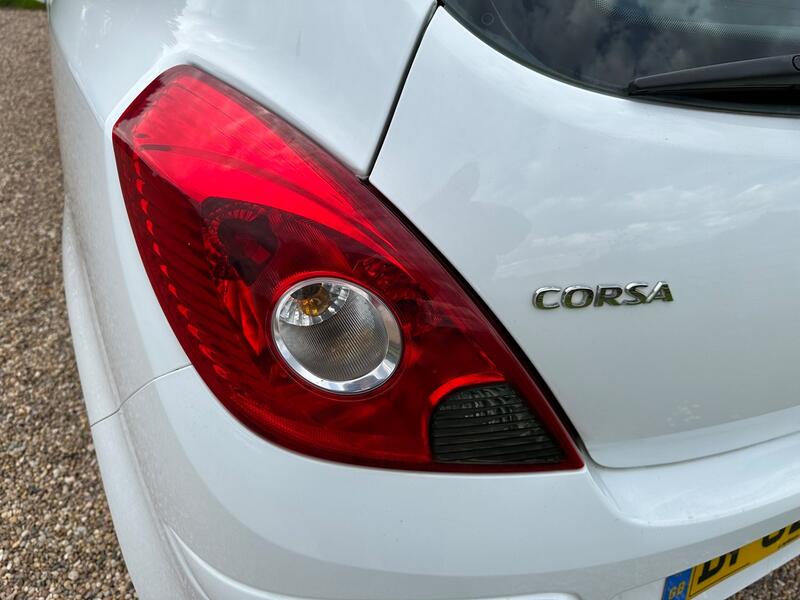 VAUXHALL CORSA