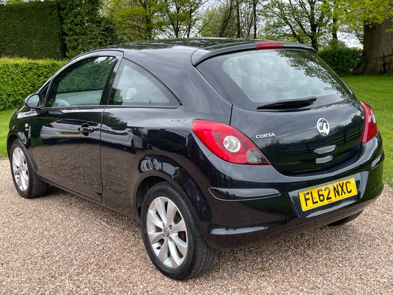 VAUXHALL CORSA