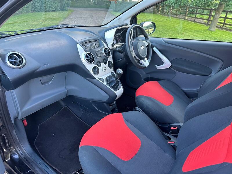 FORD KA