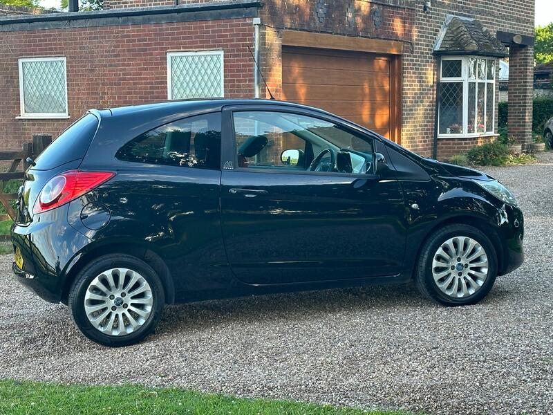 FORD KA