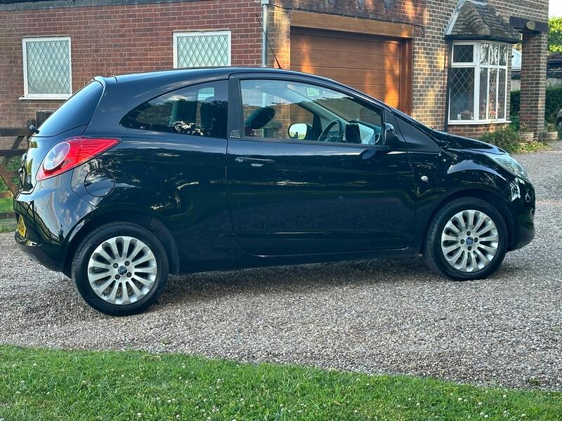 FORD KA