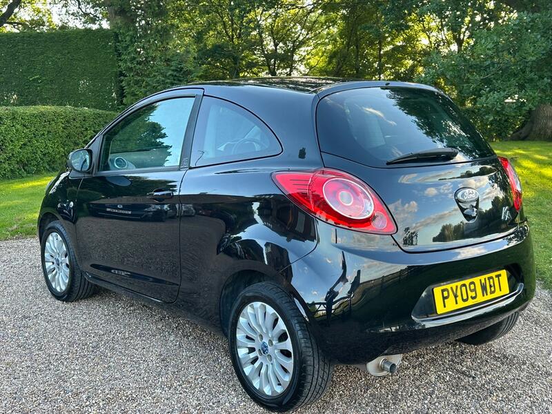 FORD KA