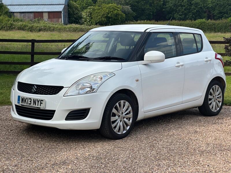 SUZUKI SWIFT