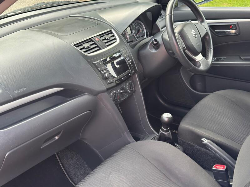 SUZUKI SWIFT