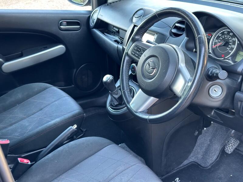 MAZDA MAZDA2