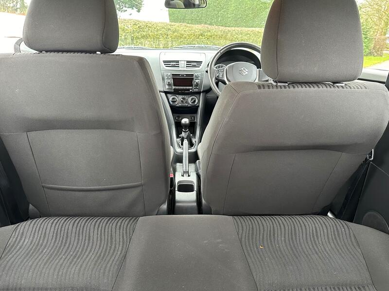 SUZUKI SWIFT
