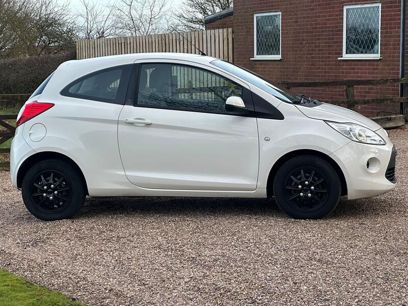 FORD KA