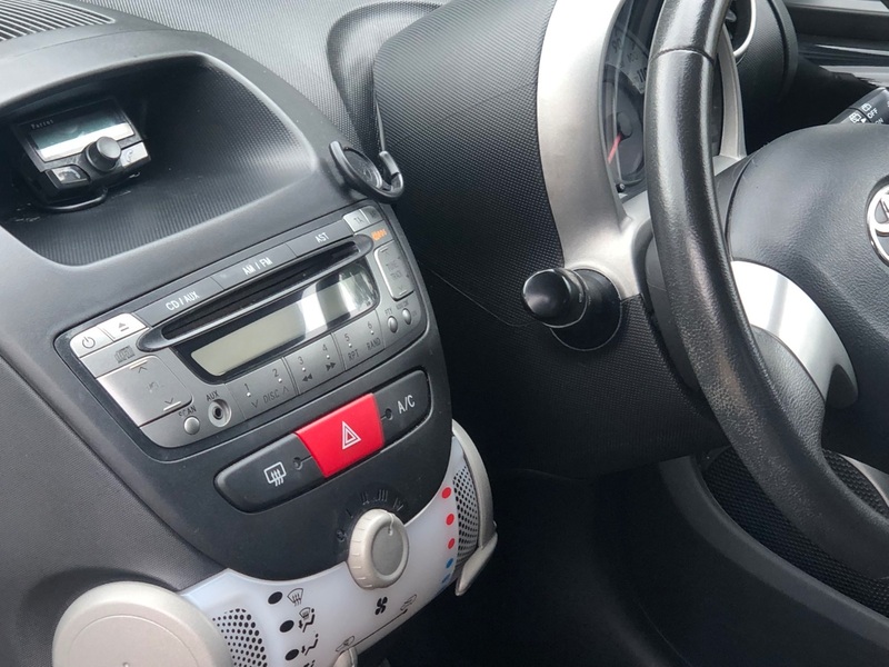 TOYOTA AYGO