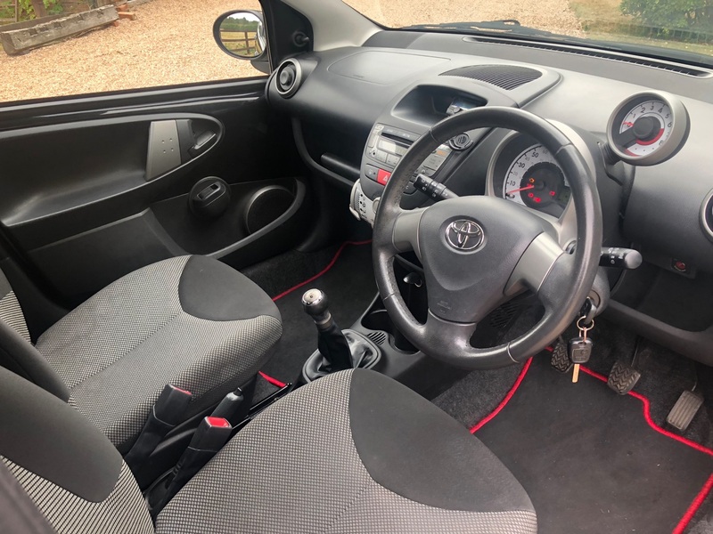 TOYOTA AYGO