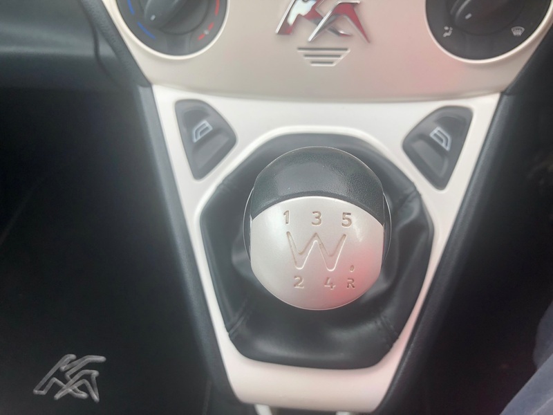 FORD KA