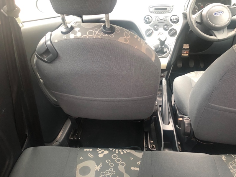 FORD KA