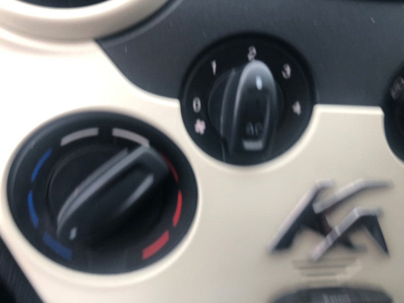 FORD KA