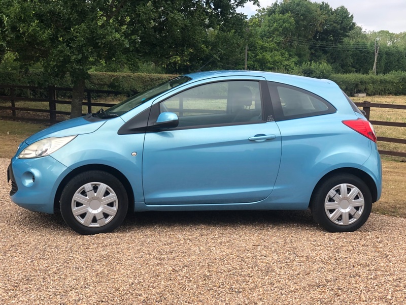 FORD KA