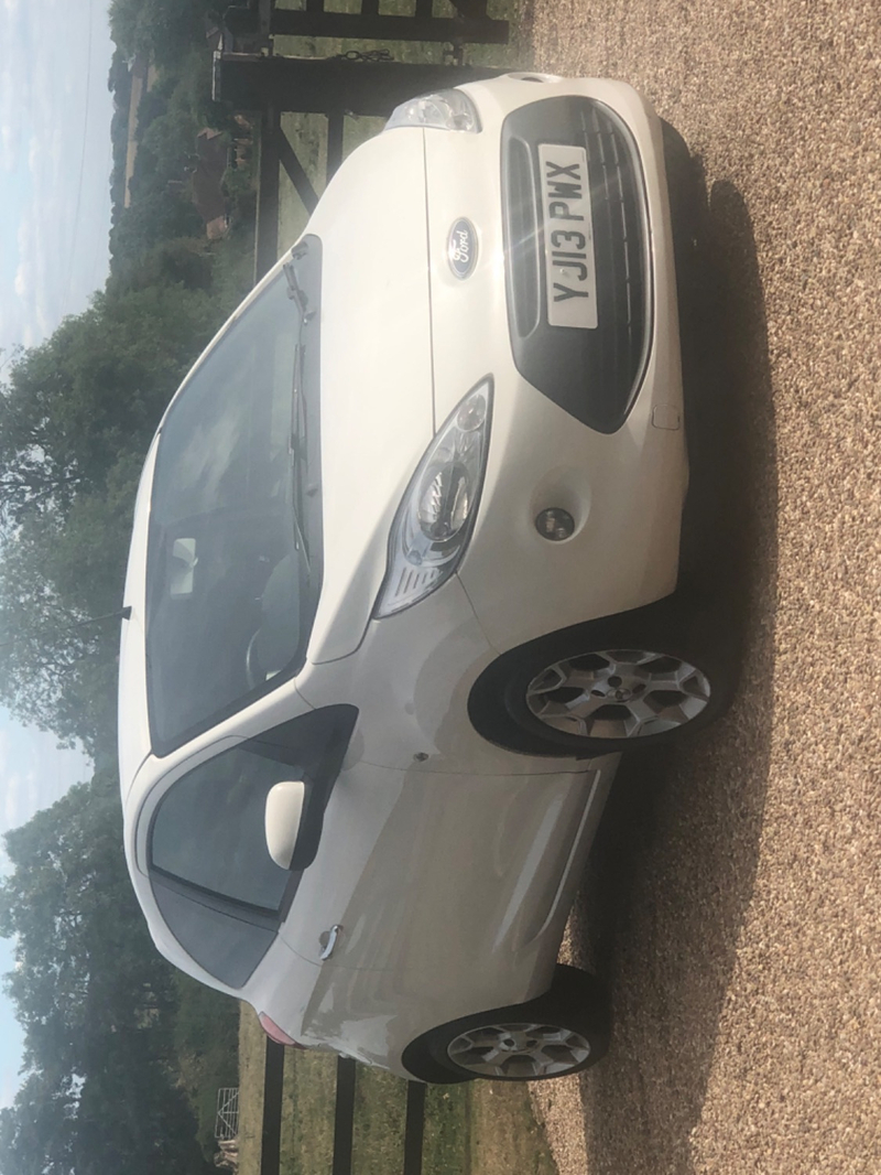 FORD KA