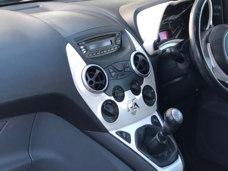 FORD KA