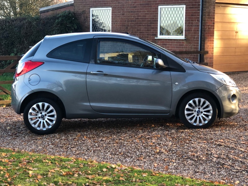 FORD KA