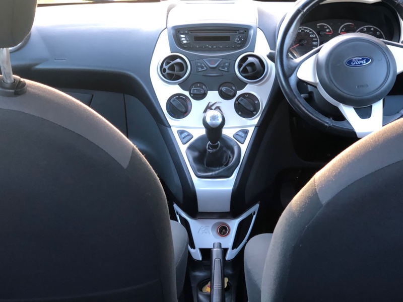 FORD KA