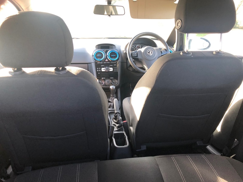 VAUXHALL CORSA