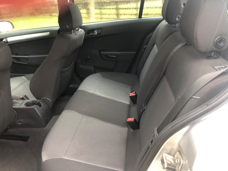 VAUXHALL ASTRA