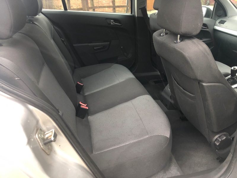 VAUXHALL ASTRA