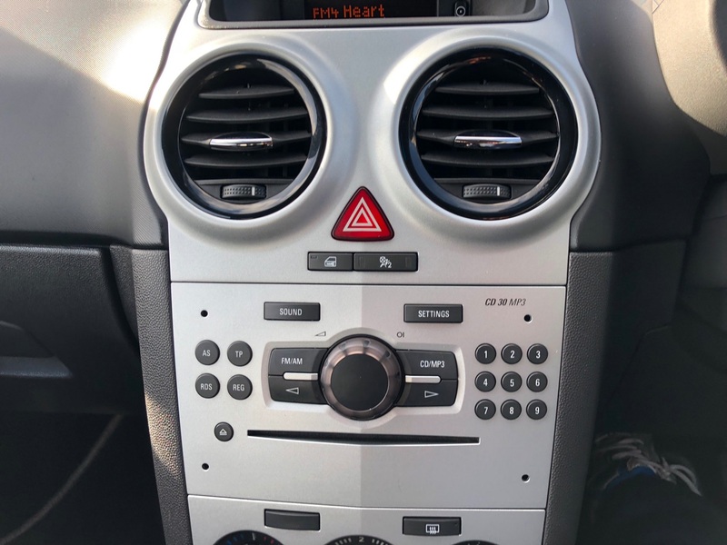 VAUXHALL CORSA