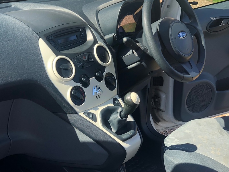 FORD KA