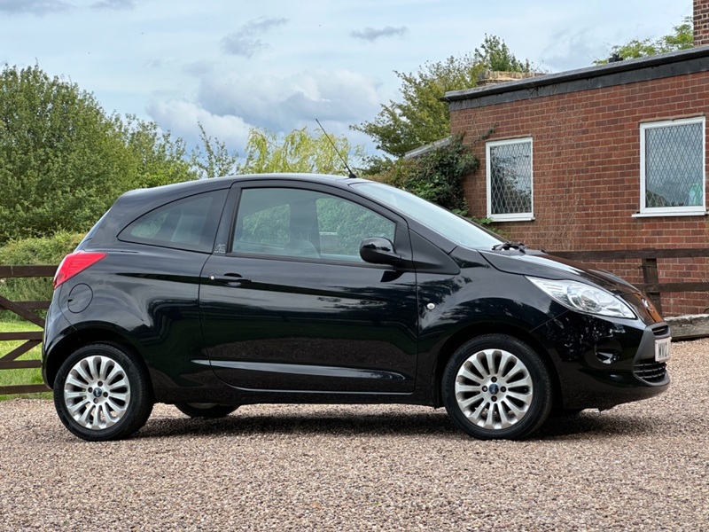 FORD KA