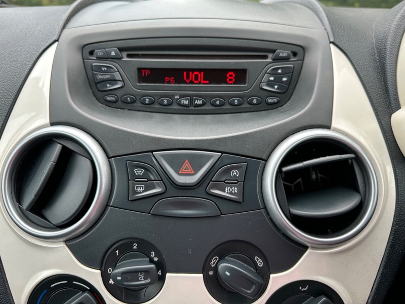 FORD KA