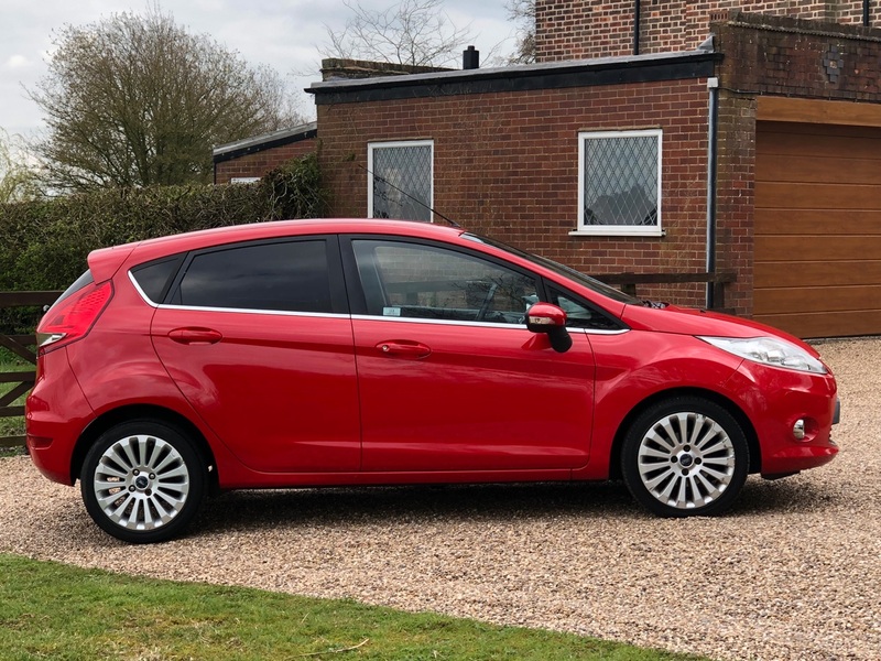 FORD FIESTA