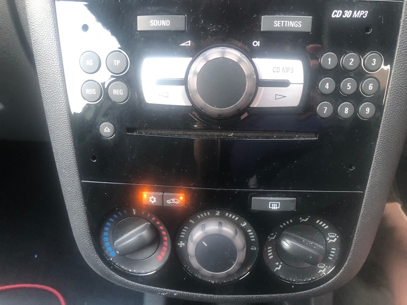 VAUXHALL CORSA