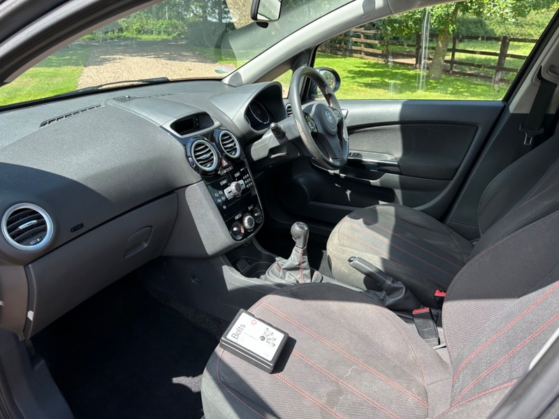 VAUXHALL CORSA