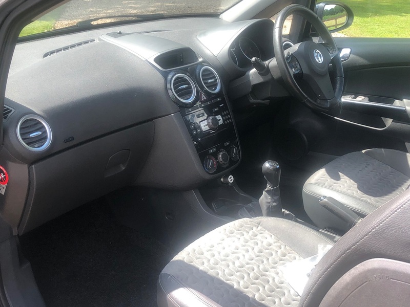 VAUXHALL CORSA