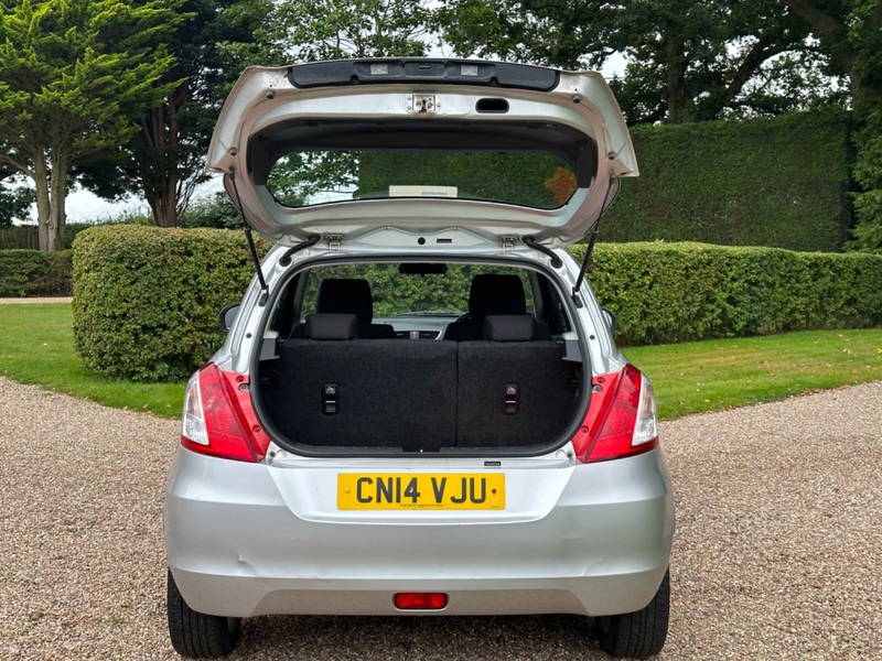 SUZUKI SWIFT