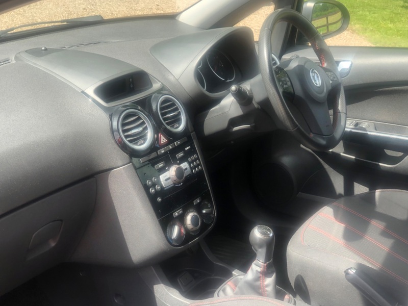 VAUXHALL CORSA
