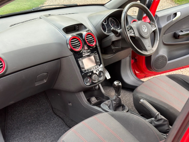 VAUXHALL CORSA