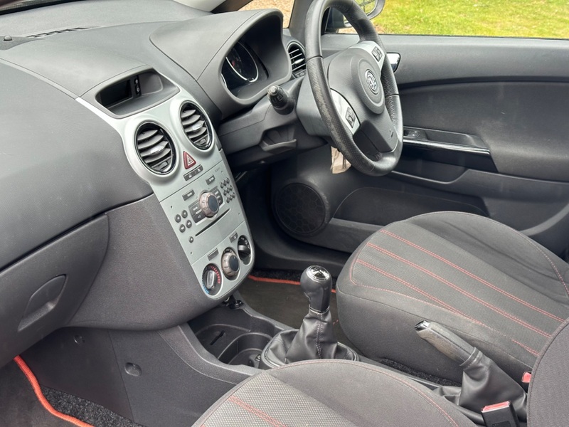 VAUXHALL CORSA