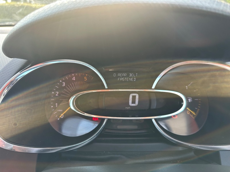 RENAULT CLIO