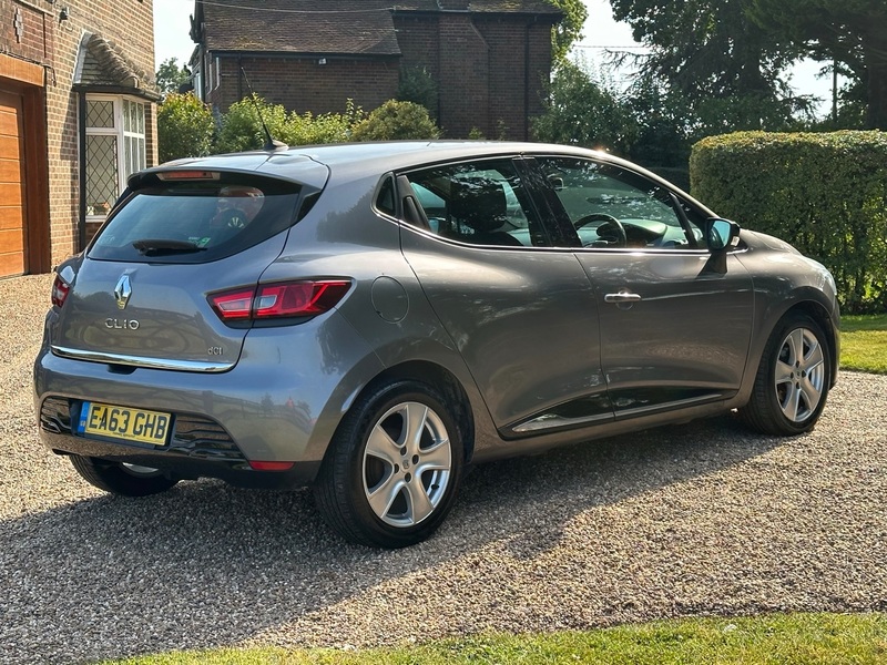 RENAULT CLIO