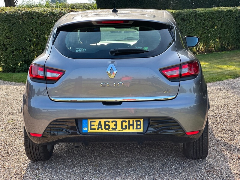 RENAULT CLIO
