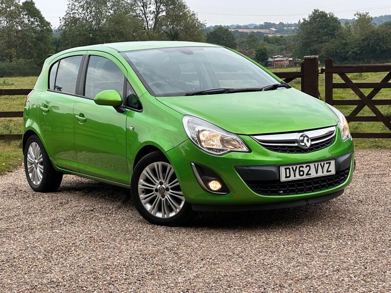 View VAUXHALL CORSA SE