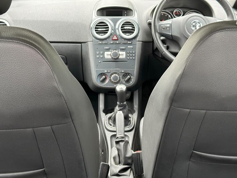 VAUXHALL CORSA