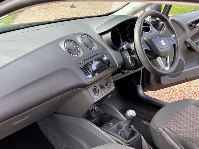 SEAT IBIZA